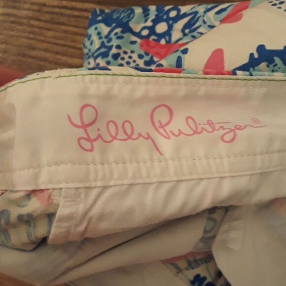 Lilly Pulitzer shorts sz.00/0/2 Callahan - Picture 3 of 6